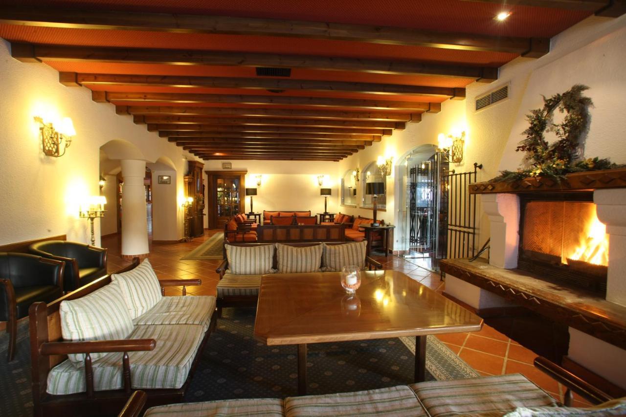 Hotel Spa Montana Karpenisi Екстер'єр фото