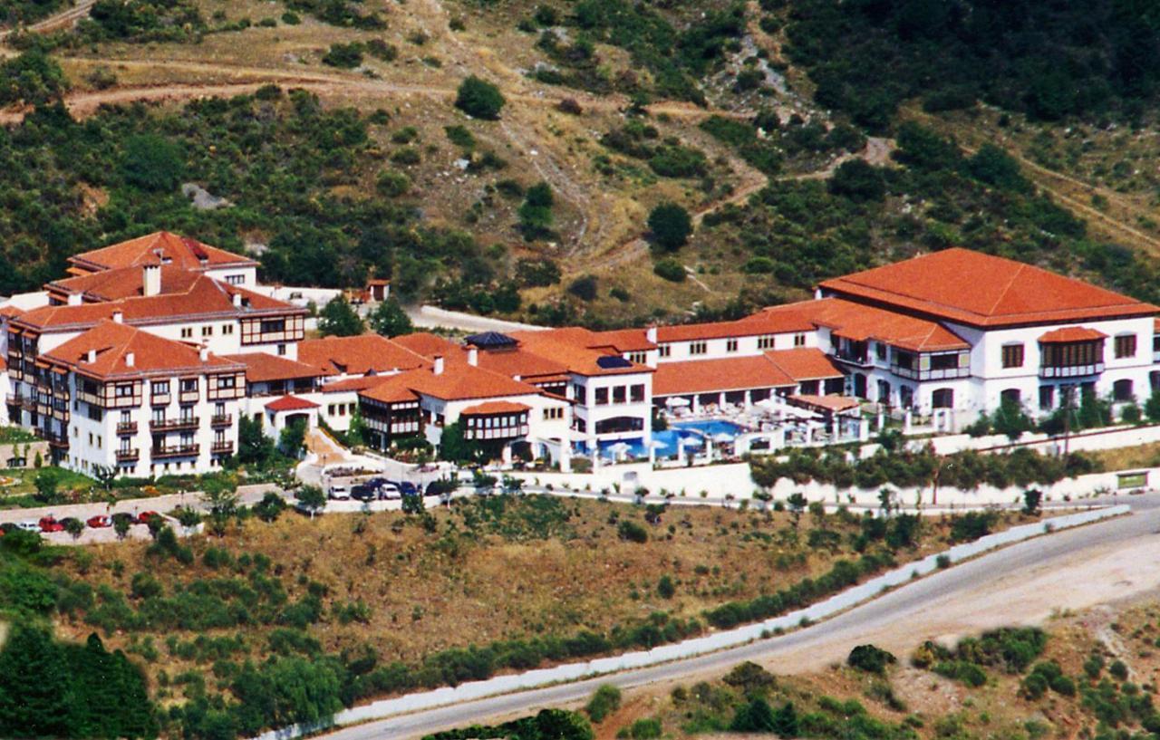 Hotel Spa Montana Karpenisi Екстер'єр фото
